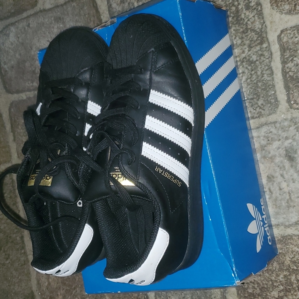 Adidas ShellToe - Picture 2 of 2